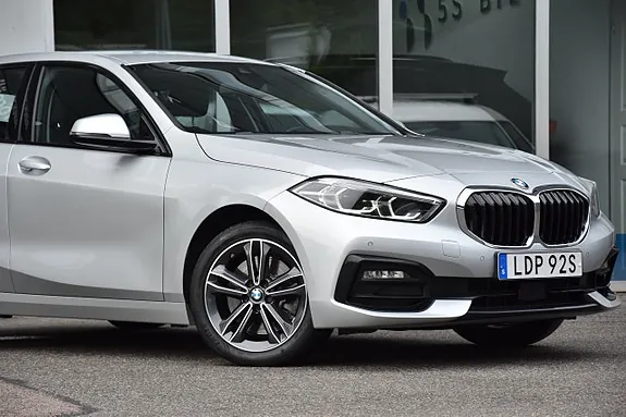 BMW 120I 2022 photo 3