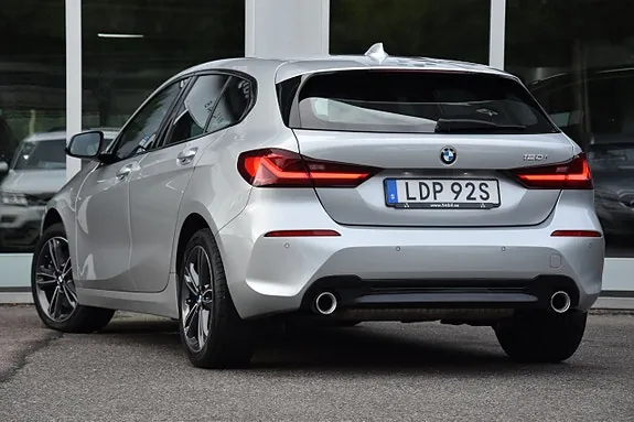 BMW 120I 2022 photo 5