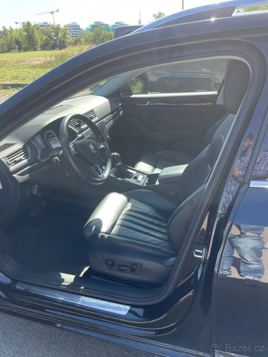 Skoda Superb 2016 photo 3