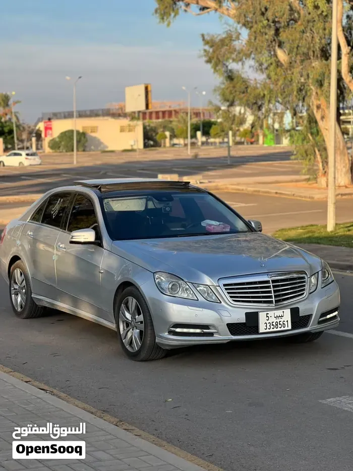 Mercedes-Benz E-Class 2013 photo 4
