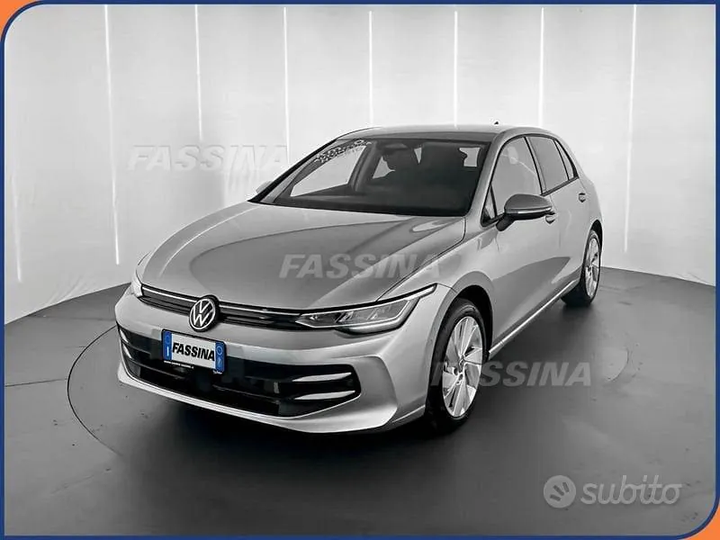 Volkswagen Golf 2026 photo 3