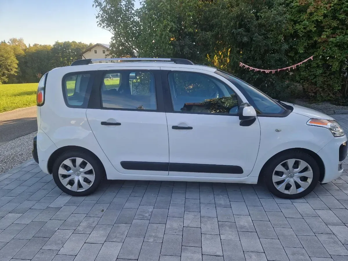 Citroen C3 Picasso 2011 photo 3