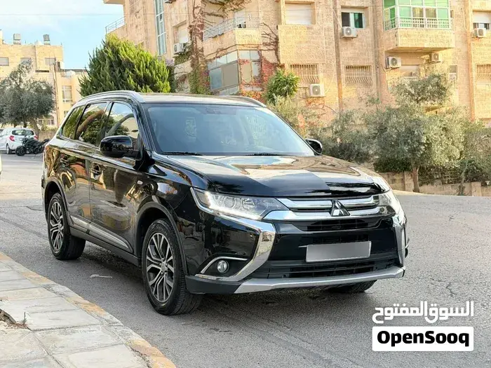 Mitsubishi L200 2016 photo 2