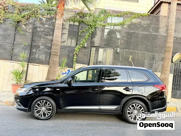 Mitsubishi L200 2016 photo 3