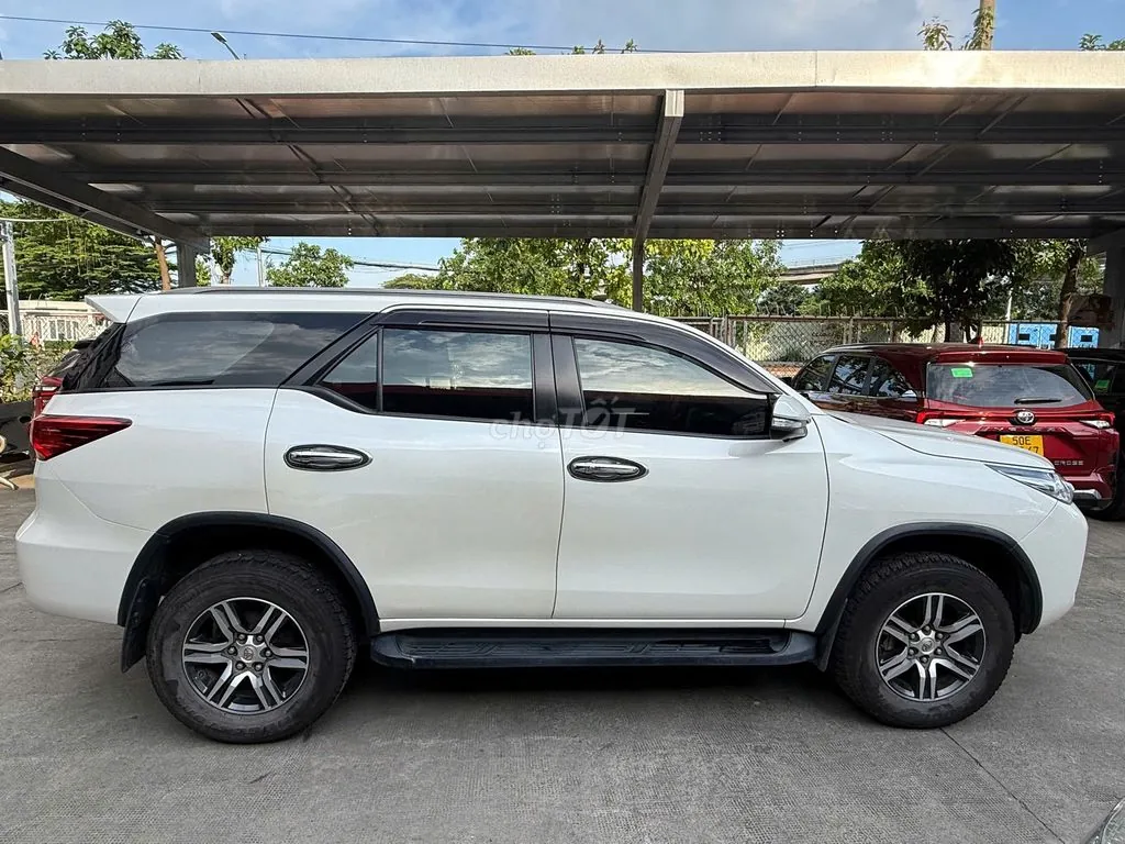 Toyota Fortuner 2017 photo 5