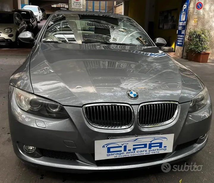 BMW 325I 2009 photo 2