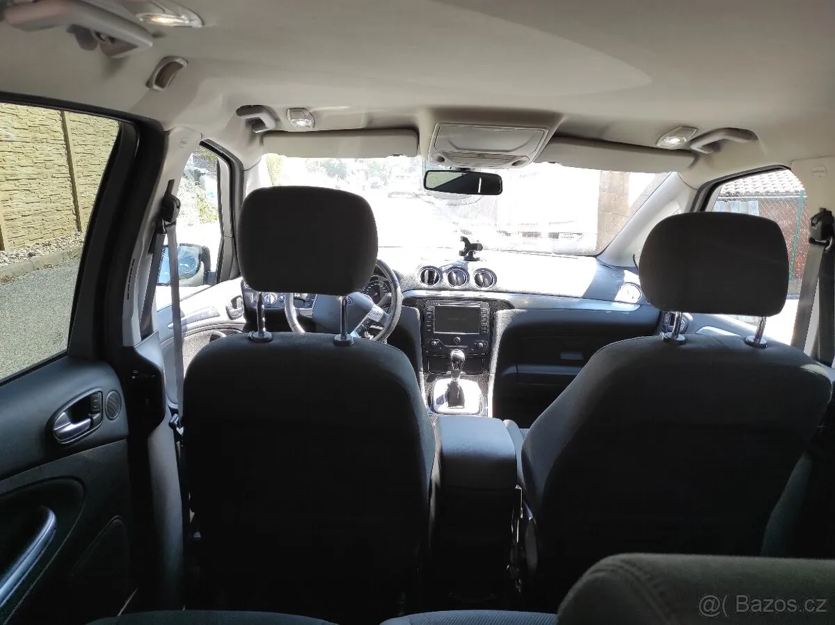 Ford S-Max 2011 photo 3