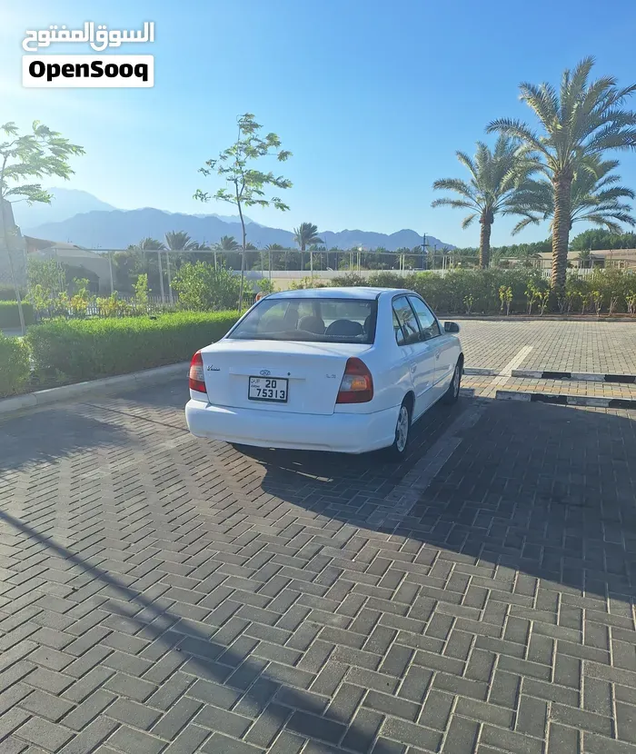 Hyundai Verna 1999 photo 3