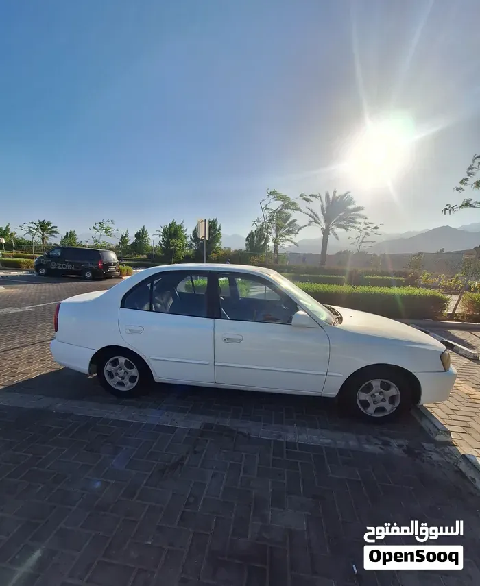 Hyundai Verna 1999 photo 4