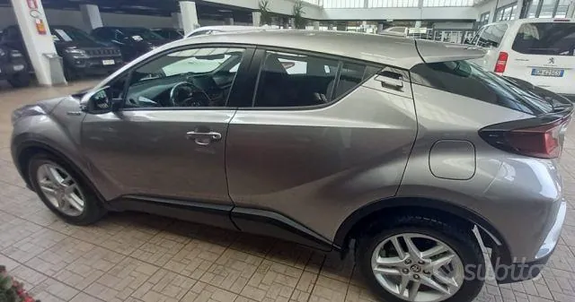 Toyota C-Hr 2021 photo 4