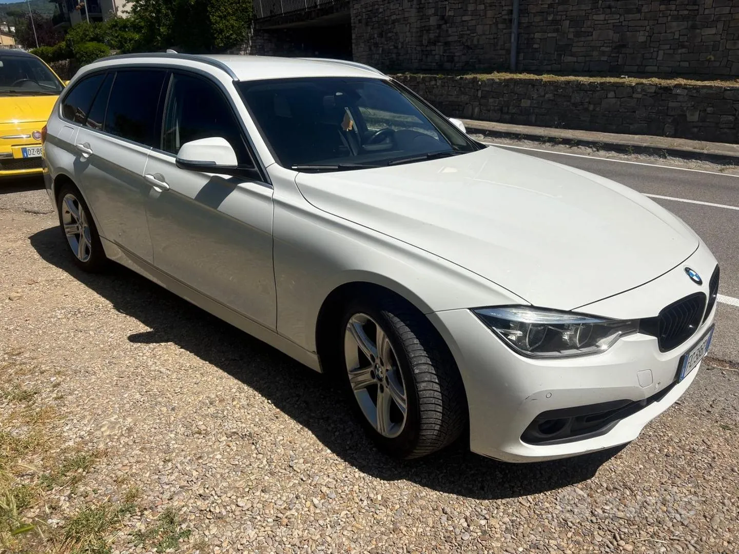 BMW 318 2016 photo 3