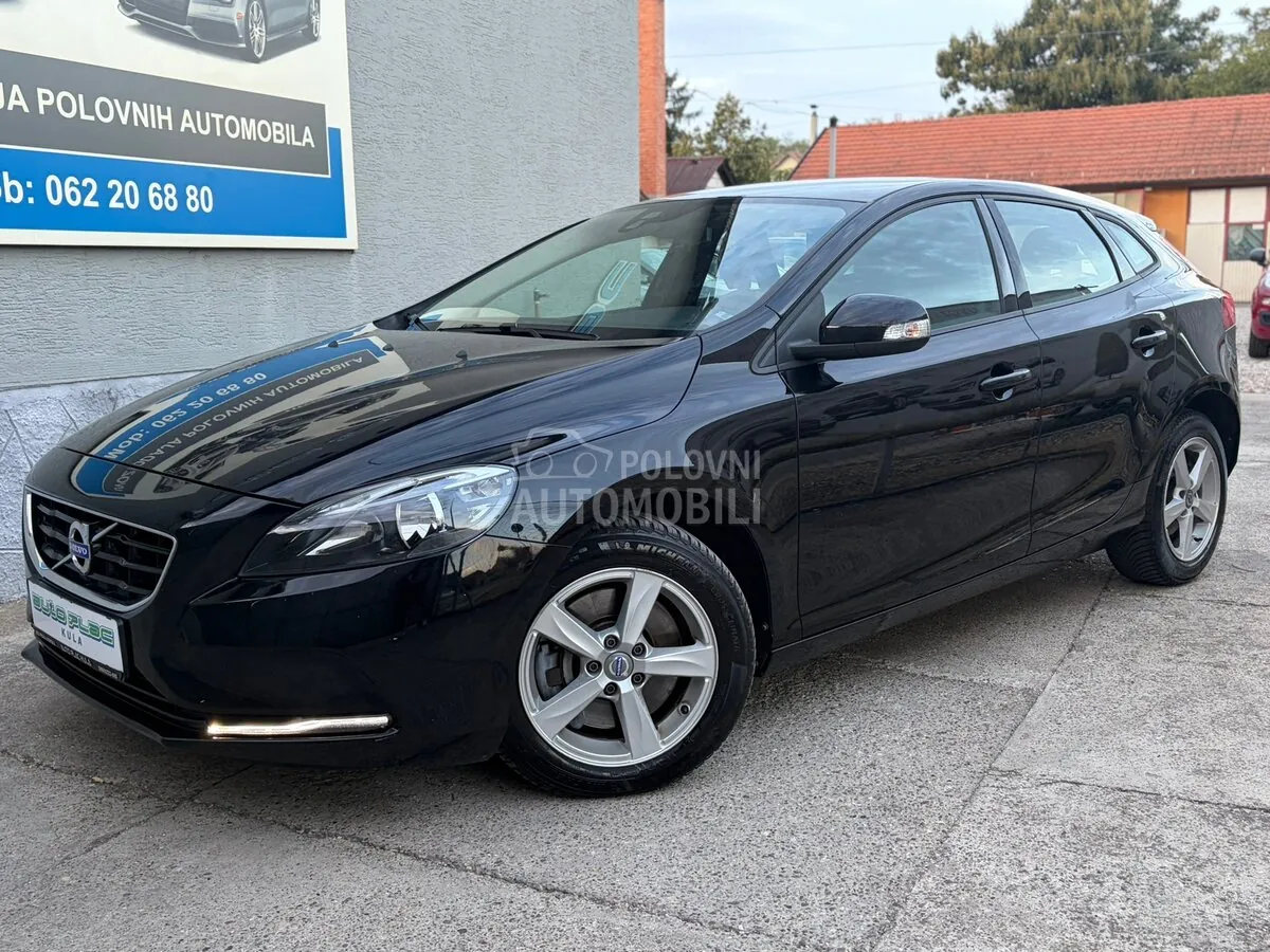Volvo V40