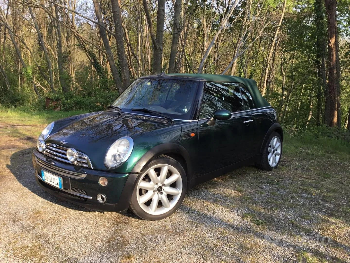 Mini Mini Cabrio 2006 photo 2