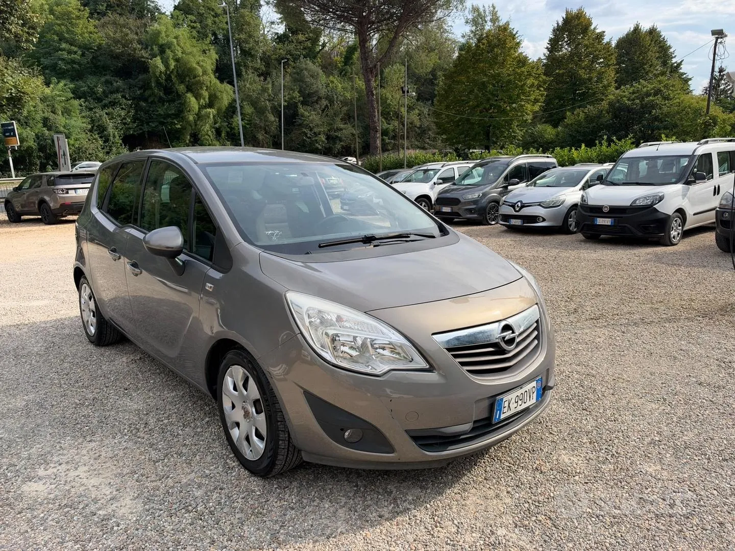 Opel Meriva 2011 photo 2