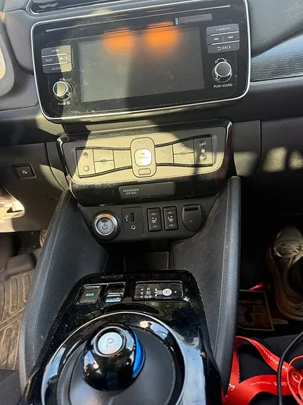 Nissan Leaf 2018 photo 4