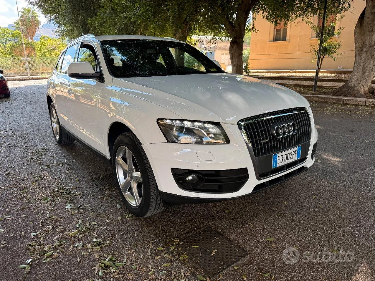 Audi Q5 2010 photo 2