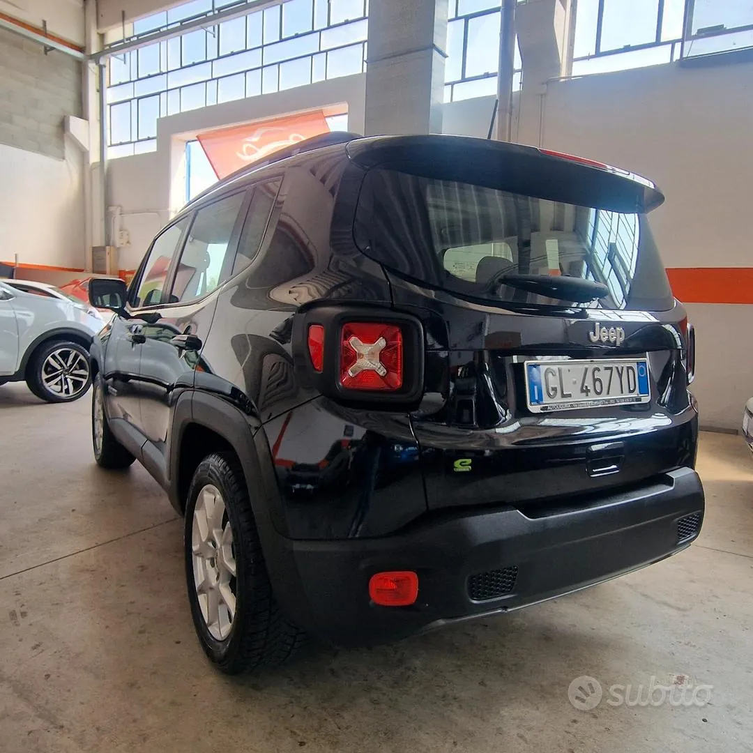 Jeep Renegade 2022 photo 3