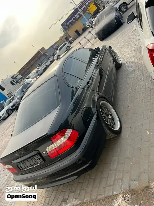 BMW 3 Series 2004 photo 2