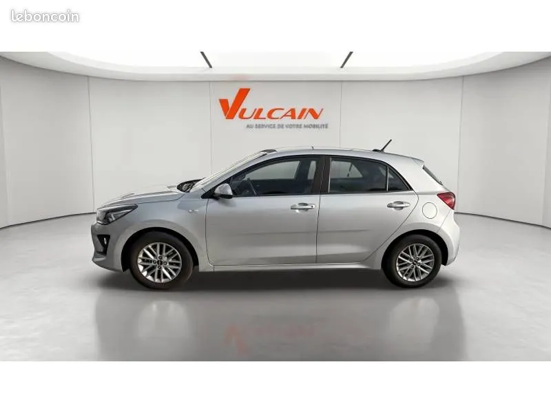 Kia Rio 2022 photo 2