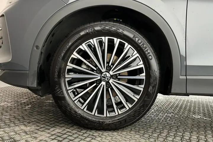 Volkswagen Tiguan 2025 photo 5