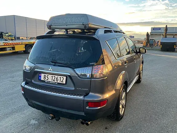 Mitsubishi Outlander 2010 photo 5