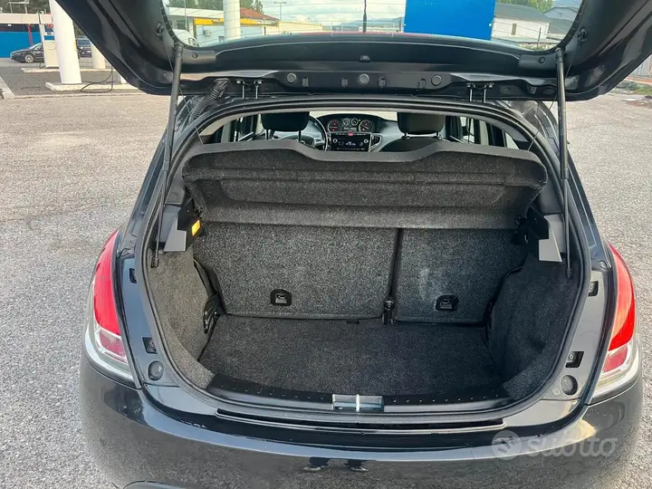 Lancia Ypsilon 2015 photo 5