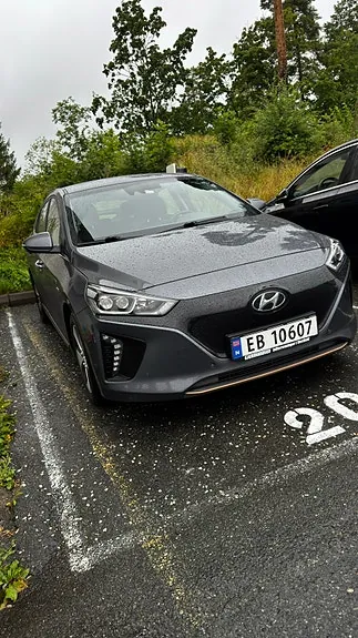 Hyundai Ioniq 2019 photo 2