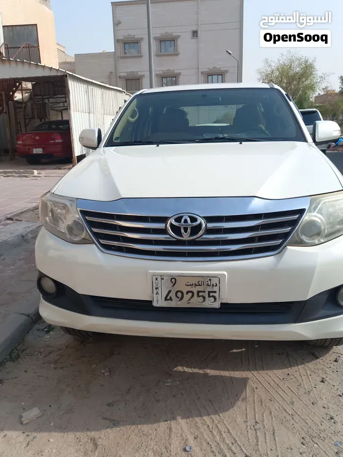 Toyota Fortuner 2014 photo 5
