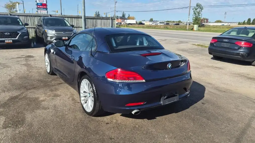 BMW Z4 2011 photo 3