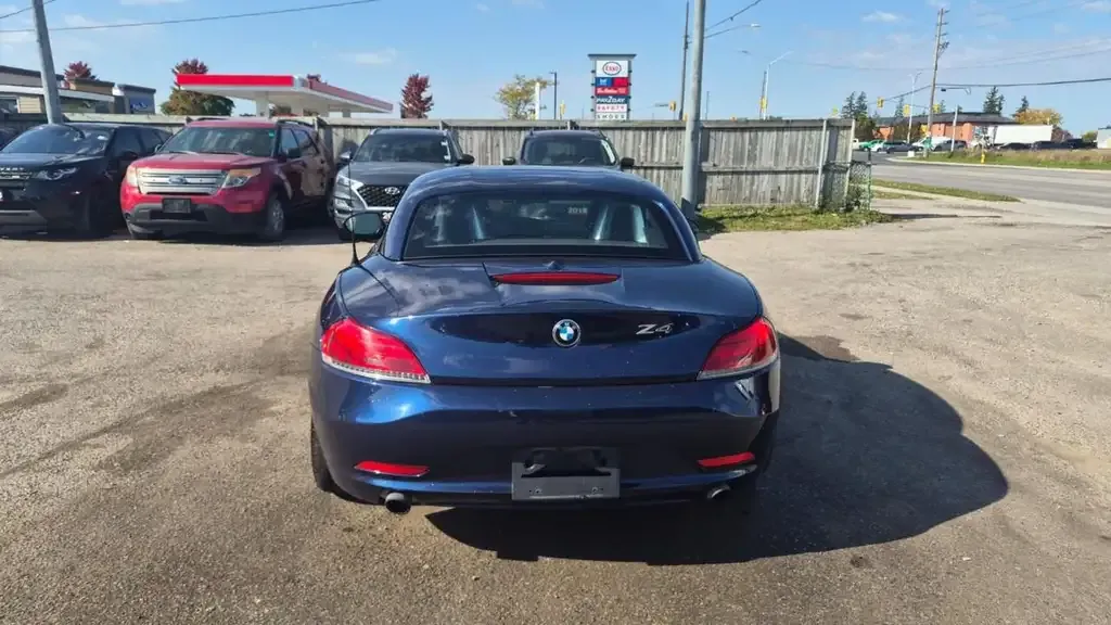 BMW Z4 2011 photo 4