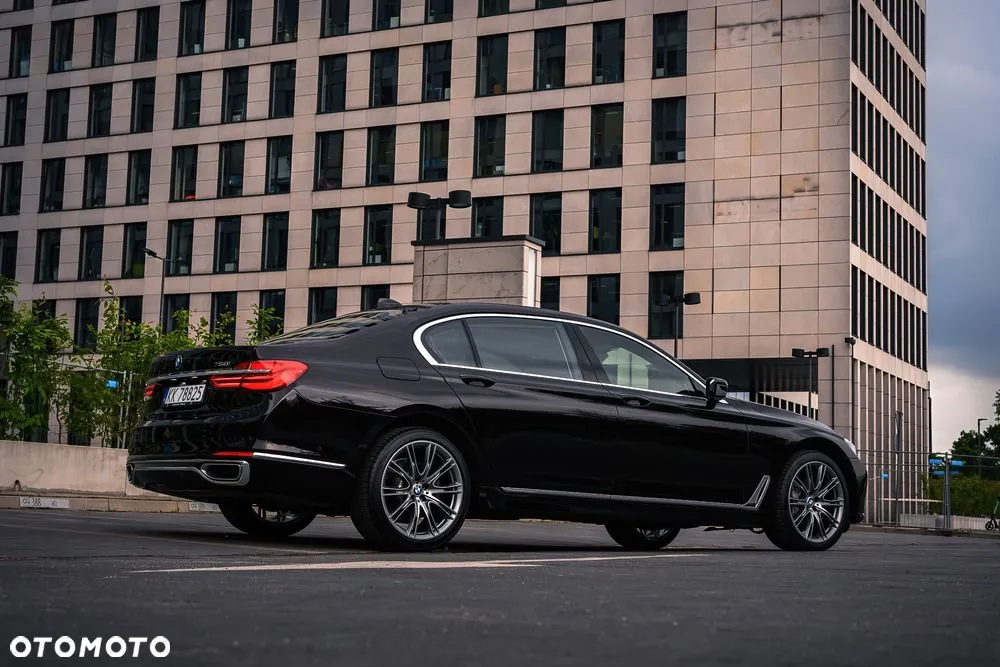 BMW Seria 7 750I Xdrive 2017 photo 3