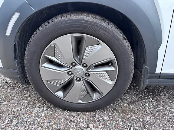 Hyundai Kona 2020 photo 3