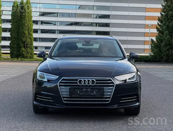 Audi A4 2017 photo 3