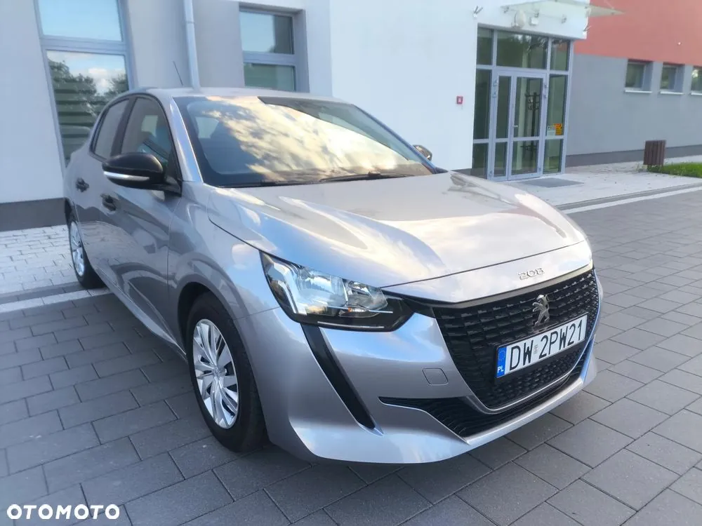 Peugeot 208 2021 photo 3