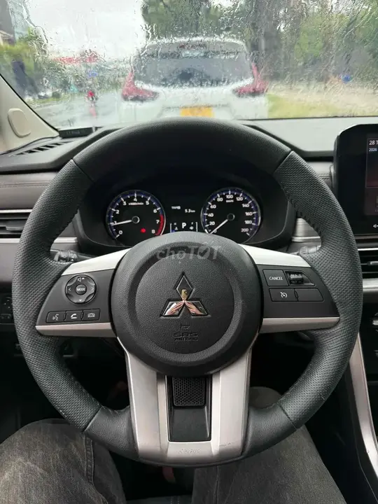 Mitsubishi Xpander 2023 photo 2