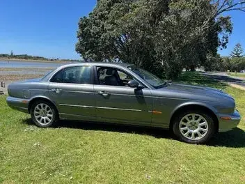 Jaguar Xj6 2004 photo 2