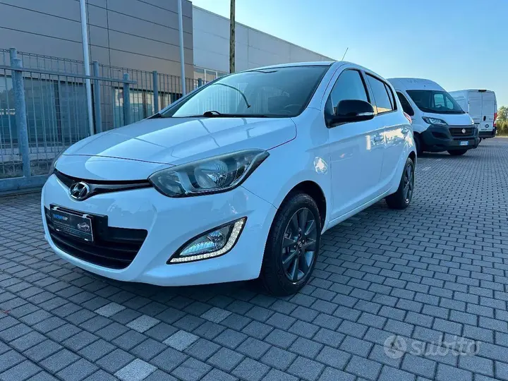 Hyundai I20