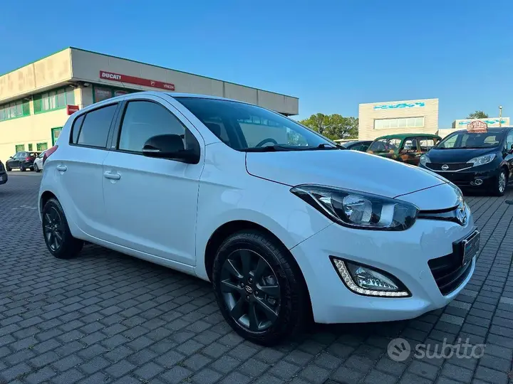 Hyundai I20 2014 photo 5