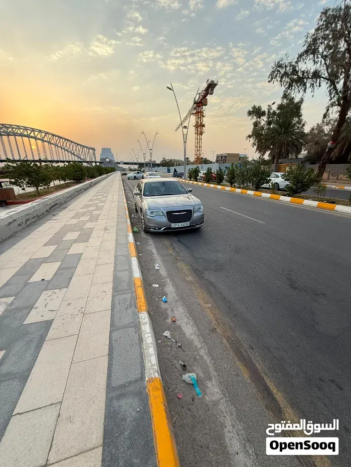 Chrysler 300 2015 photo 4