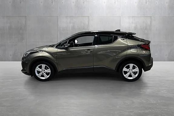 Toyota C-Hr 2023 photo 2
