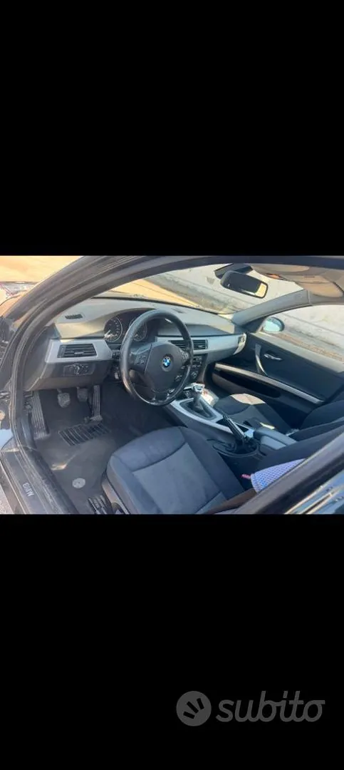 BMW 320 2007 photo 2