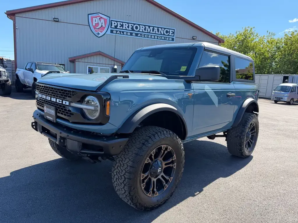 Ford Bronco 2021 photo 3