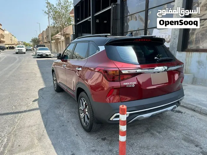 Kia Seltos 2023 photo 2