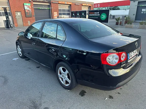 Volkswagen Jetta 2008 photo 3