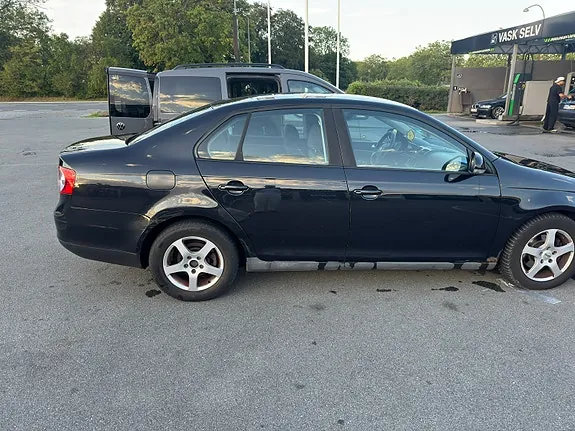 Volkswagen Jetta 2008 photo 5