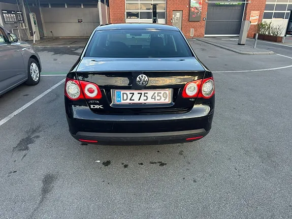 Volkswagen Jetta 2008 photo 2