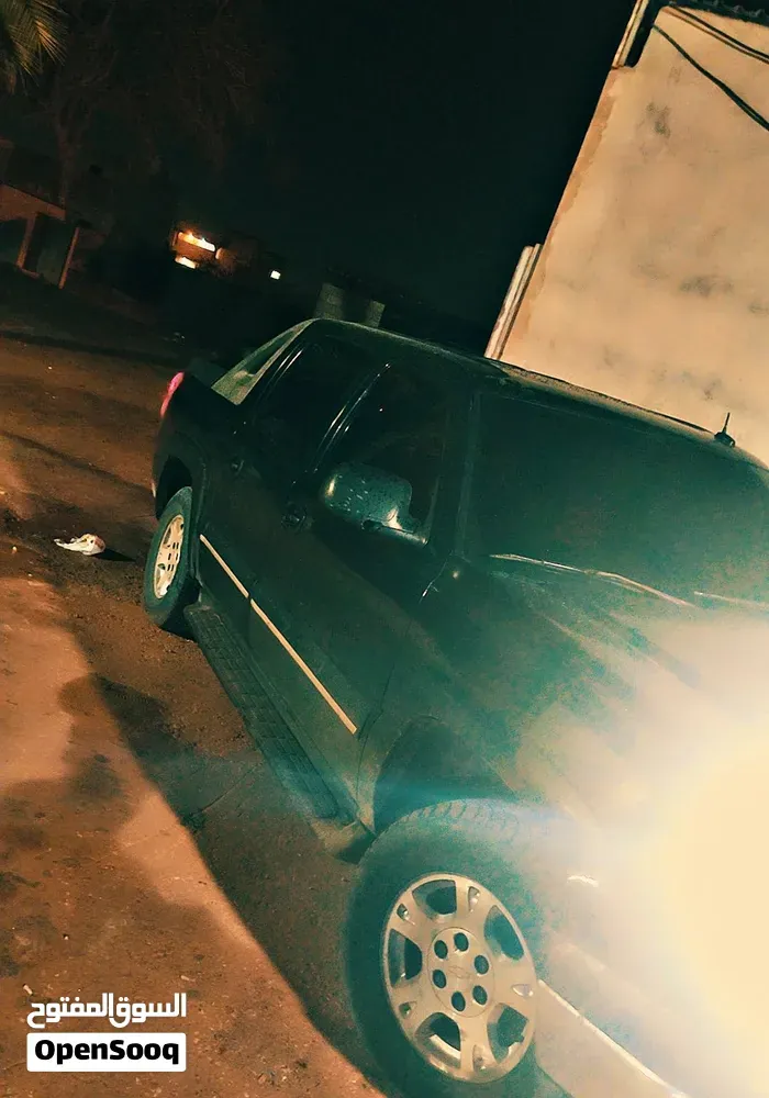 Chevrolet Silverado 2005 photo 2