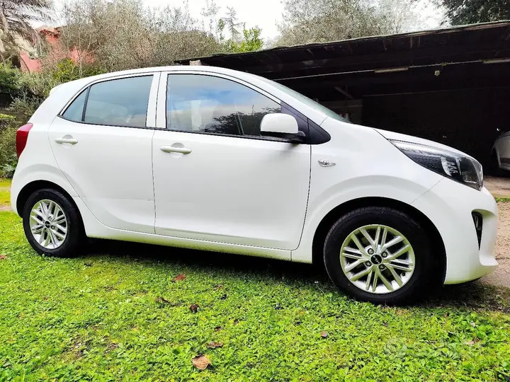Kia Picanto 2023 photo 5