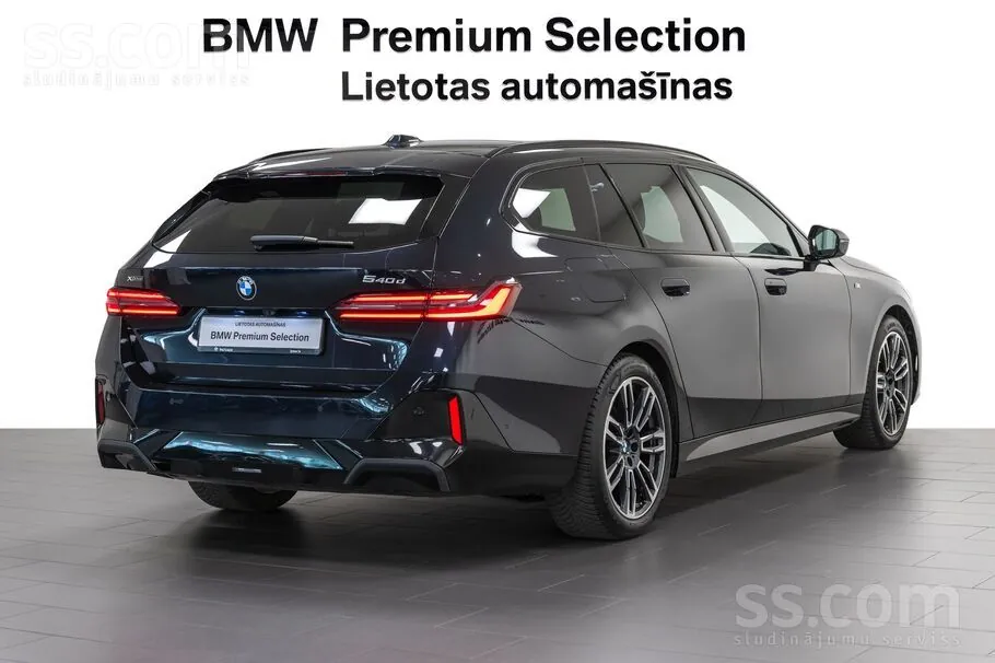 BMW 540 2025 photo 2