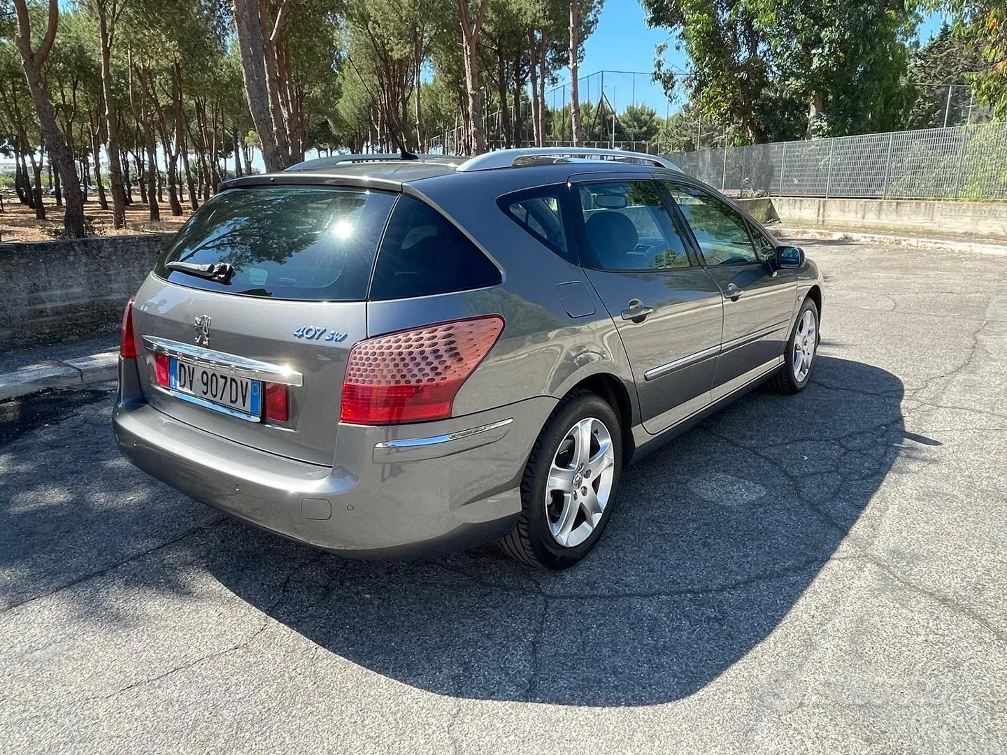 Peugeot 407 2009 photo 4